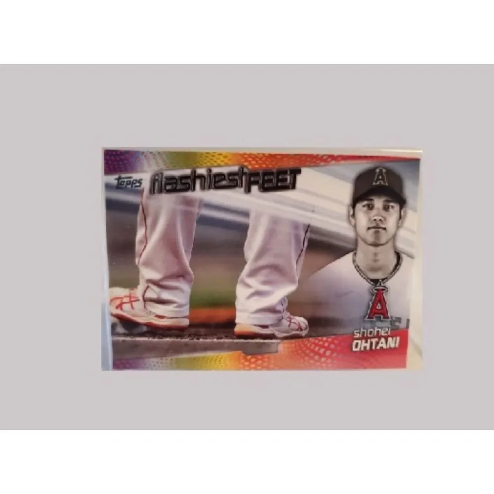 2022 Topps Flashiest Feet Insert Holo Rainbow SHOHEI OHTANI card #FF-14SP LAD
